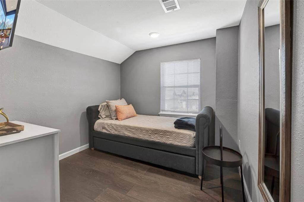 Super Cozy 2 Bedroom With Fast Wifi And Queen Bed Close To Downtown Houston!! Dış mekan fotoğraf